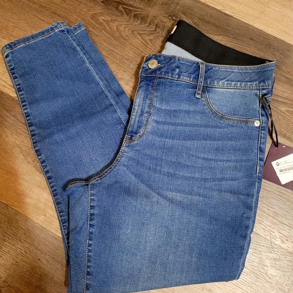 Ava & Viv Denim - 📌SOLD📌Jeans